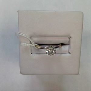 14kt Wg Diamond Ring Size 5
