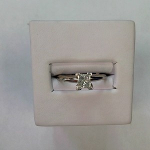 White Gold 14kt Princess Cut Ring, size 5 