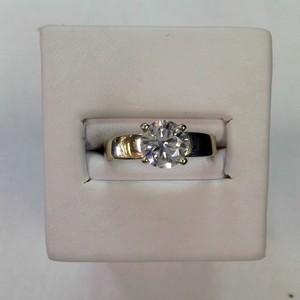 White Gold 14kt Diamond ring, size 6 