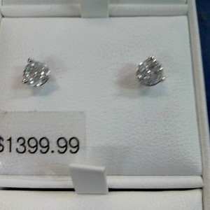 14k 3/4ctw Diamond Studs