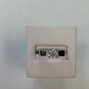 White Gold 14kt ring size 7, Diamond 100pts 