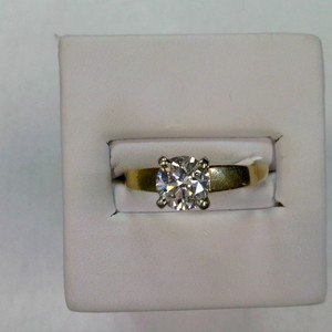  Yellow Gold 18kt Solitare ring, Diamond 70pts size 5 1/2