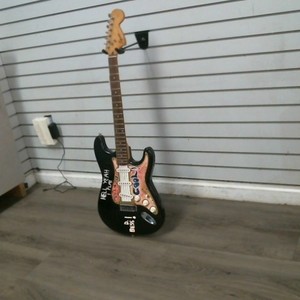 fender squire strat