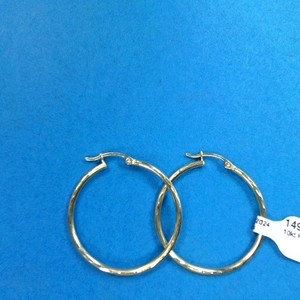  10kt Yellow Gold Hoops