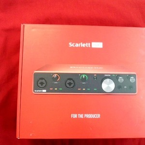 Scarlett  8i6