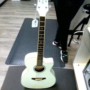 Daisy Rock Acoustic Guitar 6274