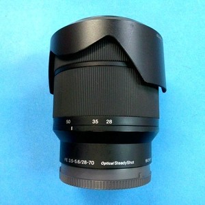 Sony SEL2870 Lens