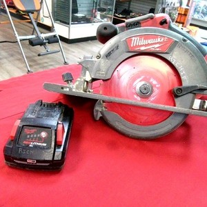 Milwaukee Circular Saw