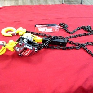 HaulMaster 1/4 Ton Lever Chain Hoist 