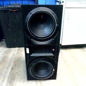 Rockford Fosgate Punch P1 12" Subs in Ported Box