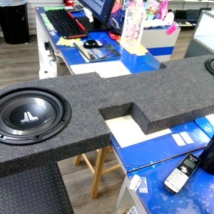 JL Audio Set of 10 inch Subs in Box