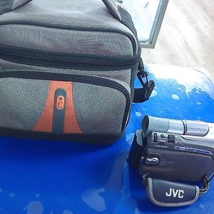 JVC GR-D90U camcorder