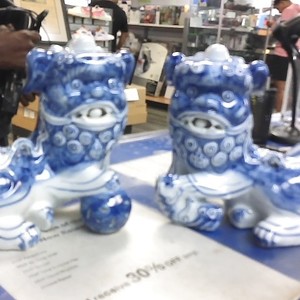 Chinoiserie foo dogs set