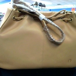 Etienne Aigner Medium Tote/Handbag