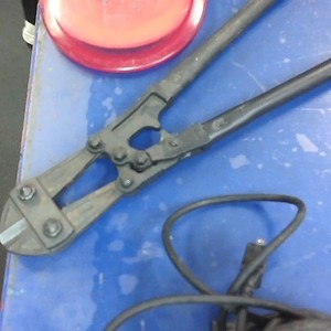 DOYLE BOLT CUTTERS