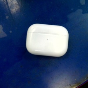 Apple  A2700 Airpods Pro 2