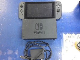 Nintendo Switch HAC-001