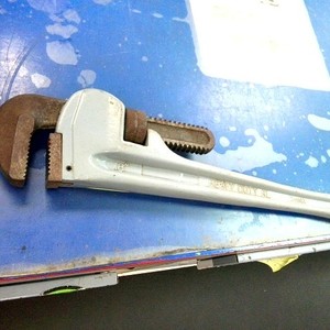 Heavy Duty AL 18 inch Pipe Wrench