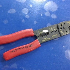 GB Electrical Wire stripper