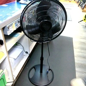 LASKO Oscillating 3-Speed Fan