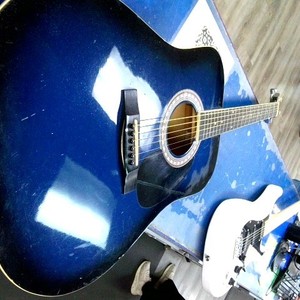 Esteban acoustic