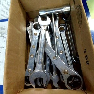 Box of Wrenches - 17 Assorted Wrenches