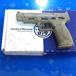 SMITH AND WESSON M&P 9 2.0