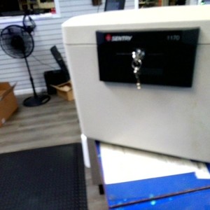 SENTRY  1170