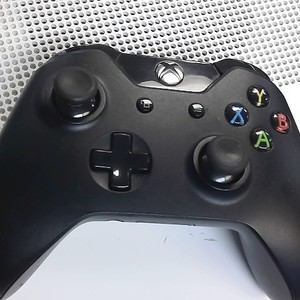 XBOX CONTROLER CONTROLLER