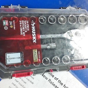 Husky  24 piece sockey and ratchet set 