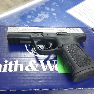 SMITH & WESSON SD40VE