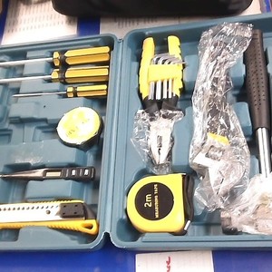 unbranded kit