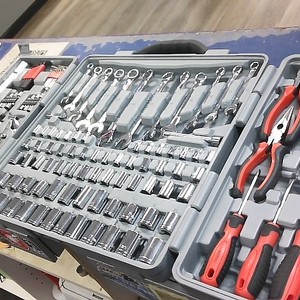 CARTMAN 205 PIECE TOOL SET