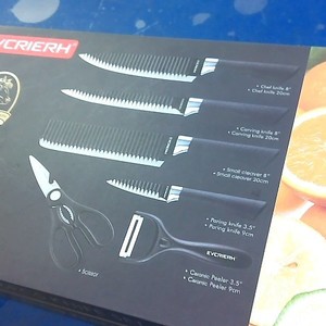 Evcrierh Knife set