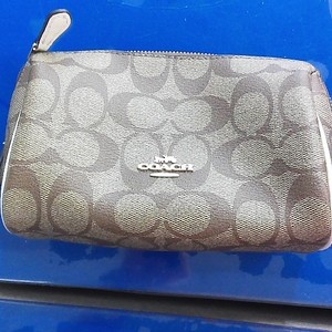 coach c7359 make up case