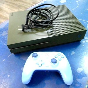 Microsoft Xbox One S 