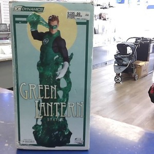 Dc Dynamics Green Lantern Statue by Tim Bruckner