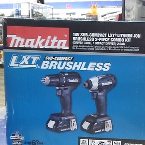 makita lxt drill set CX200RB