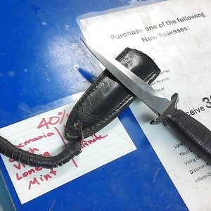 Valor Dagger Style Knife