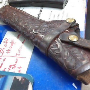 HUNTER LEATHER REVOLVER HOLSTER