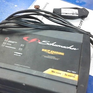Schumacher Car Charger 