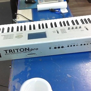 Korg Triton Pro