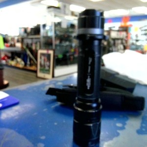 Police Security Flashlight Trac Tact1000