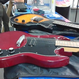 Gibson Maestro SG