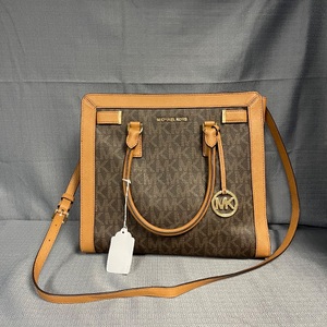 Michael Kors Dillion 