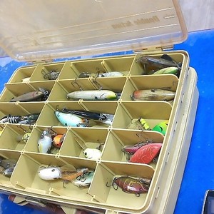Plano double action tackle box