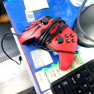 Xbox controller 049-023